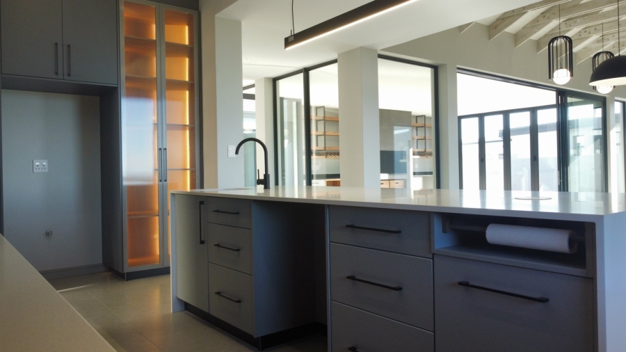 4 Bedroom Property for Sale in Oubaai Western Cape